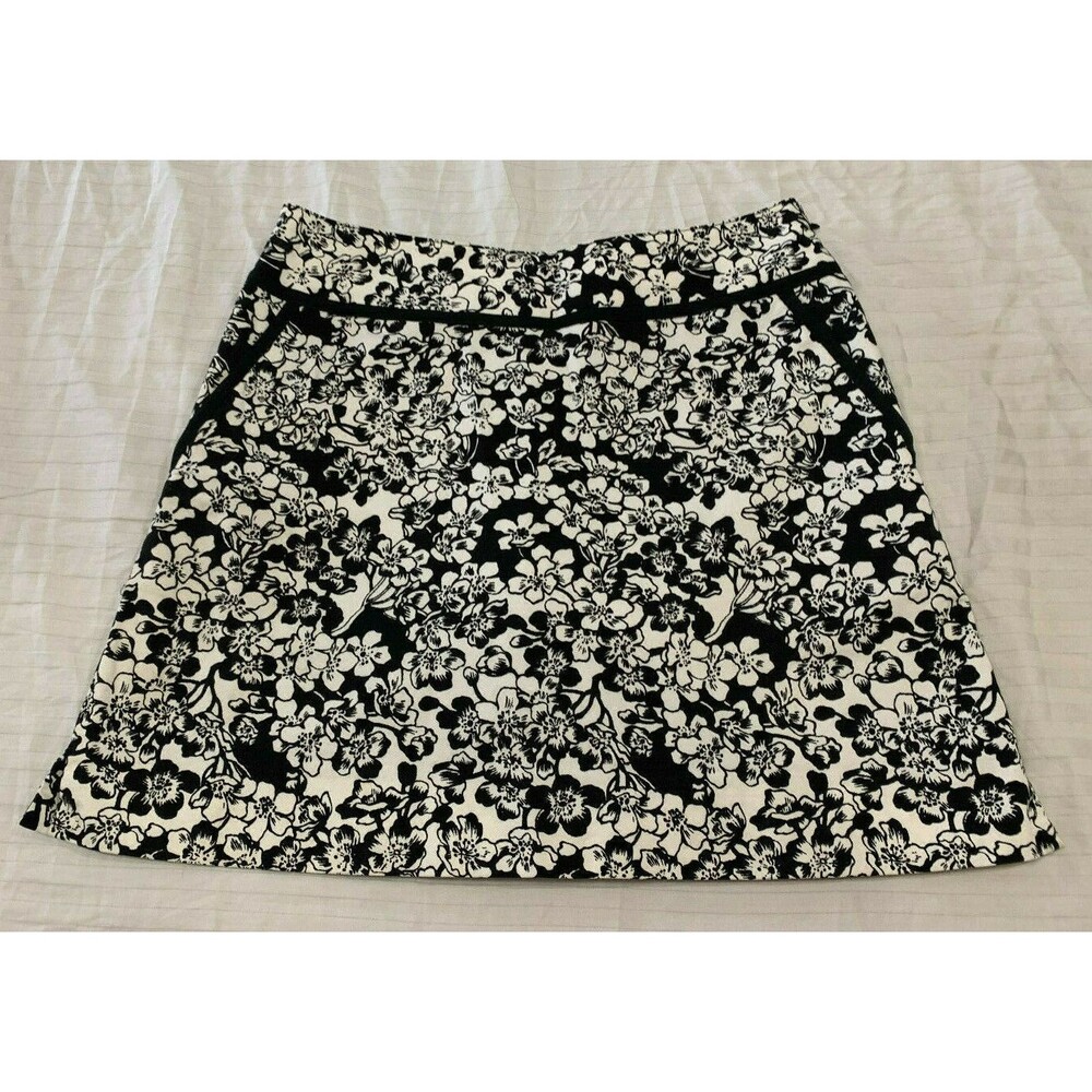 LIZ GOLF WOMENS SKIRT SKORT WITH BUILT SHORTS SIZE 4